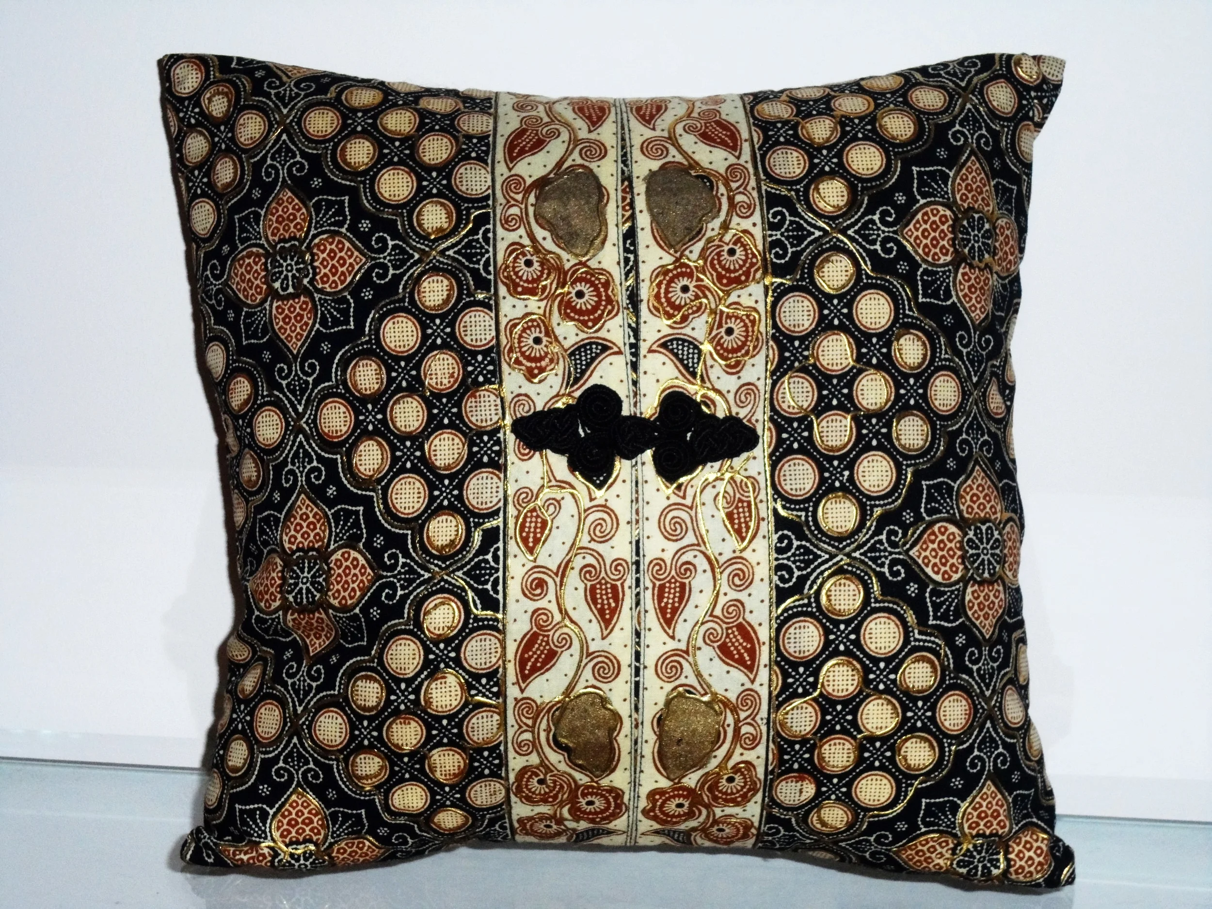 batik cushion