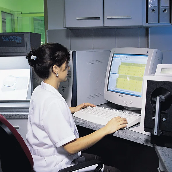 Spectral photometer