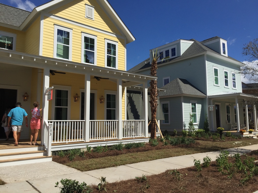 Builder Houses in the Gardenwall Neighborhood