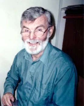 David Cowling - the founder of GRASSROOTS 