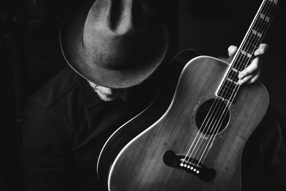 Portrait of Jason Eady for his forthcoming self-titled album