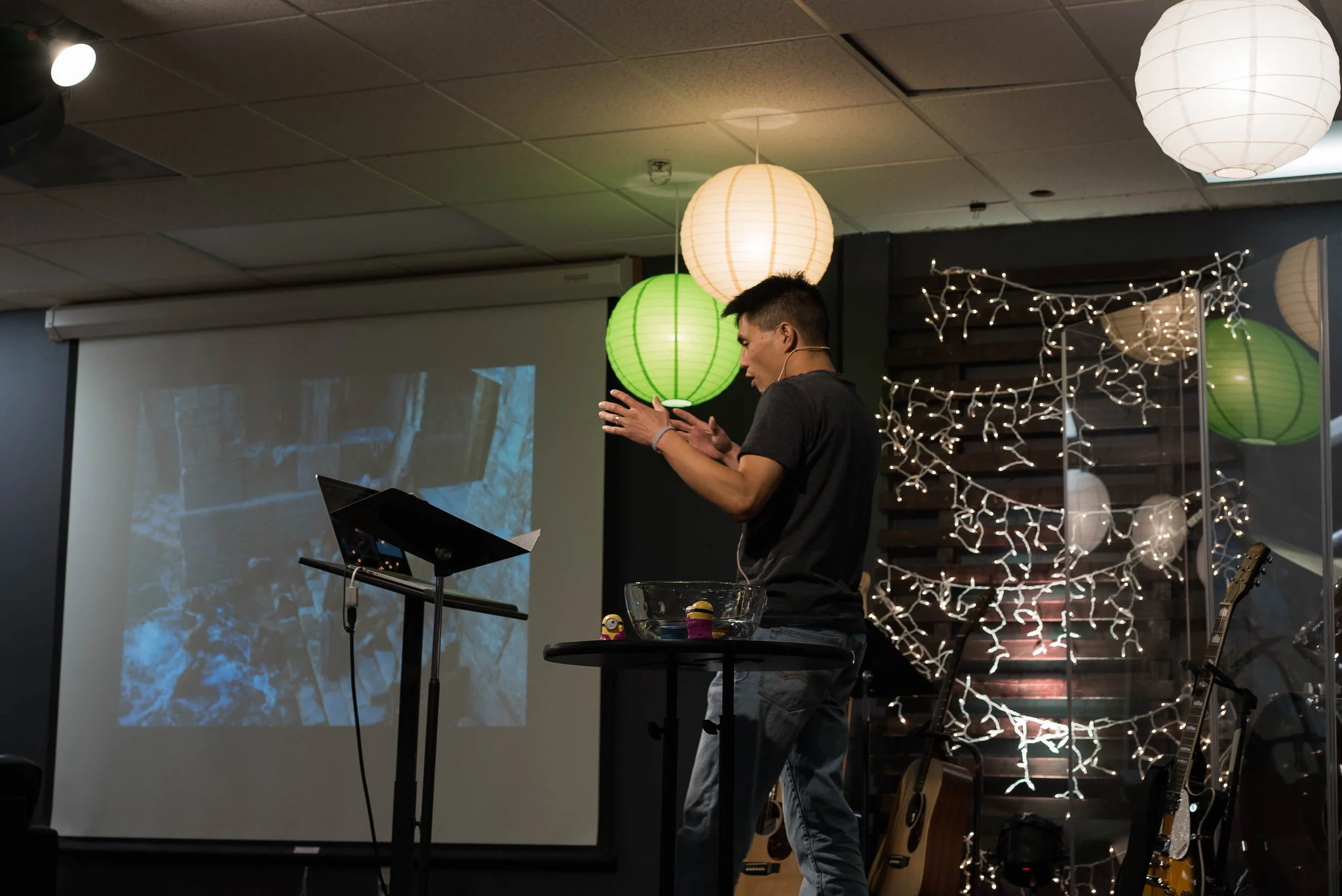 After the skit, Dan gave a short message on John 5 about the Pool of Bethesda and how we often have our different "pools" that we look to for happiness and fulfillment in our own lives.