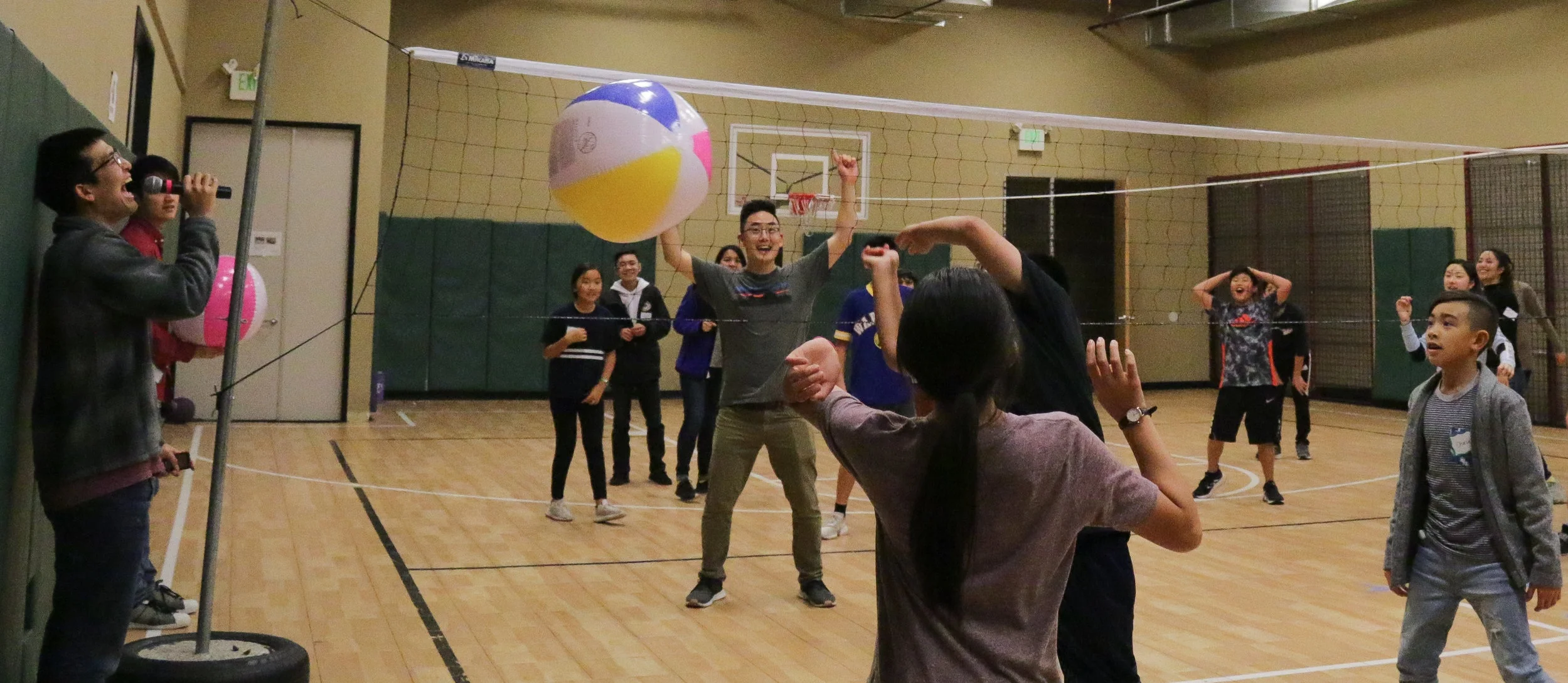 2019-01-11_ElementMS_FridayBibleStudy_4SquareVolleyball10.jpg