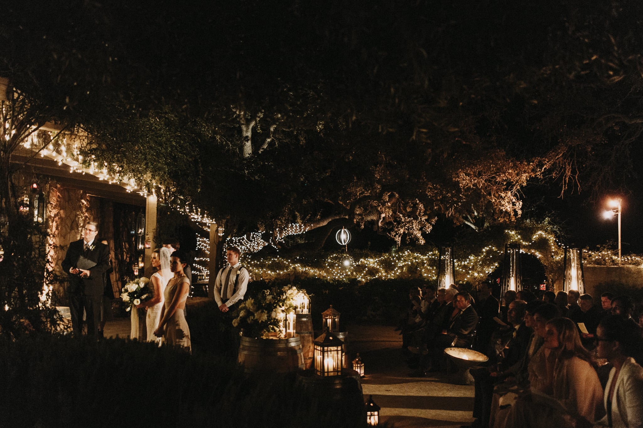 outdoor-candlelight-wedding-ceremony