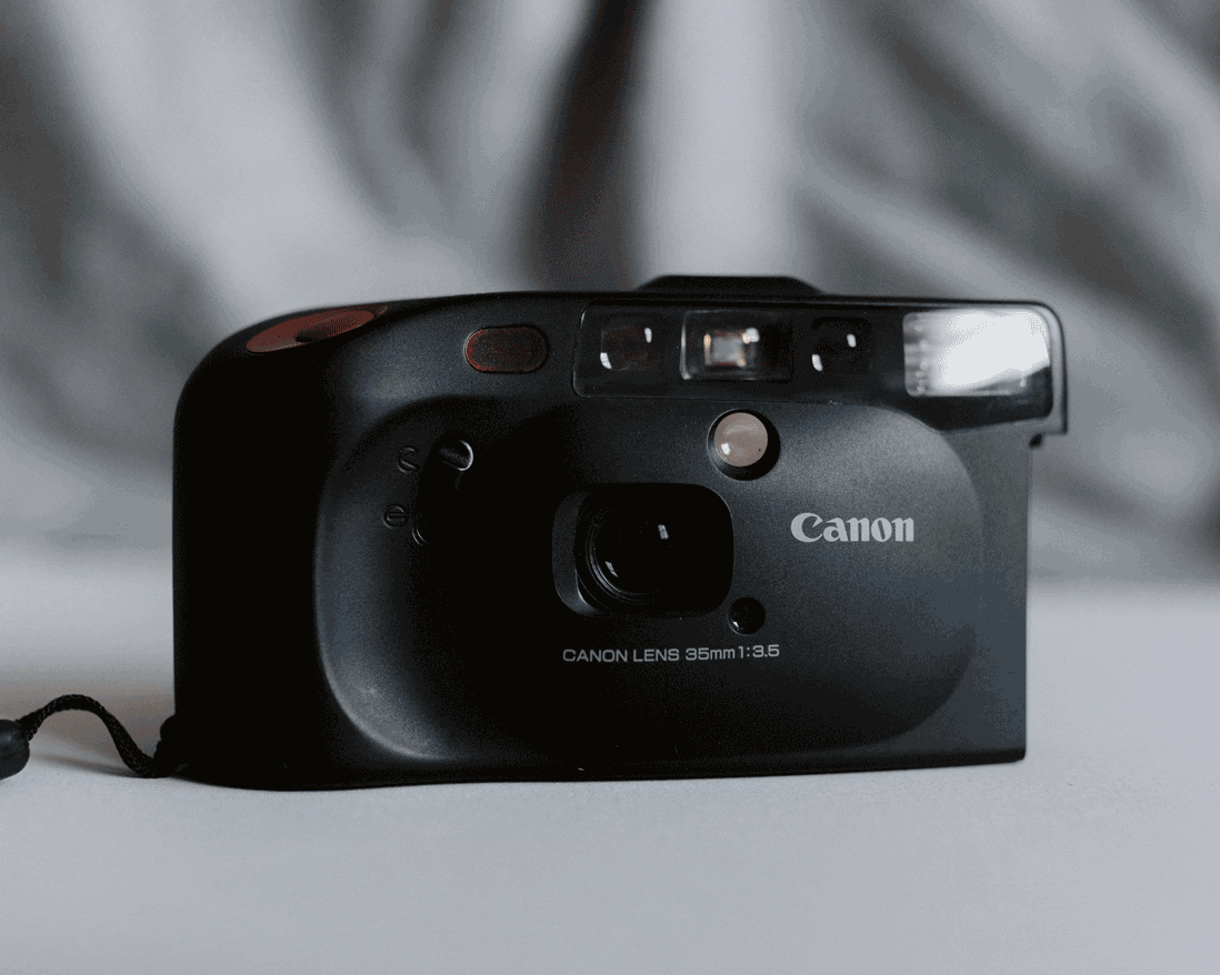 The Best Automatic 35mm Camera // Canon Sure Shot Ace