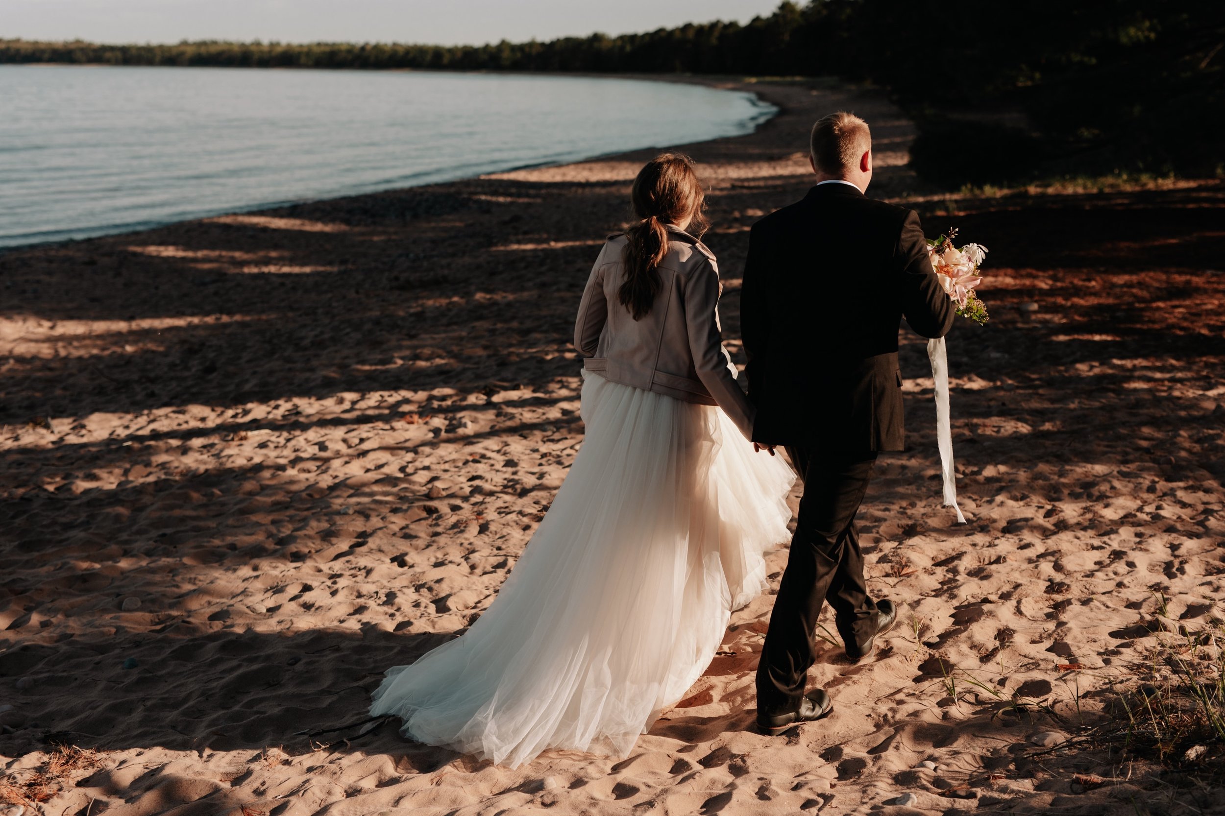 Madeline-Island-Wedding-Photography_64.jpg