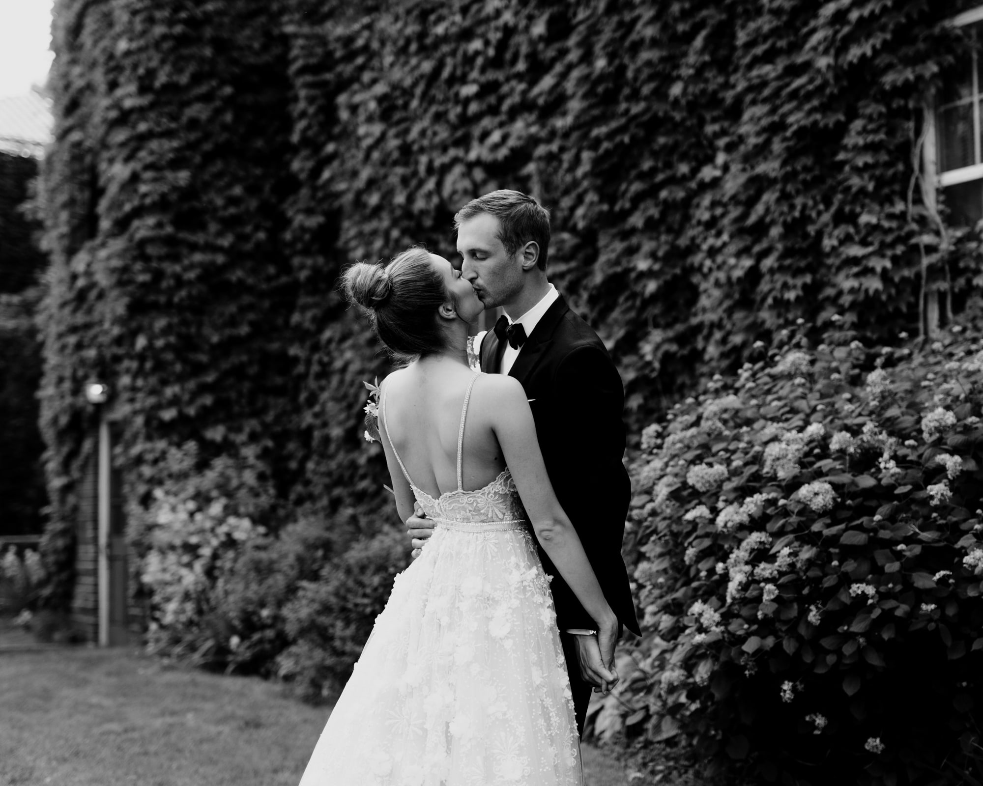 MIA-Minneapolis-Institute-Art-Summer-Wedding-_21.jpg