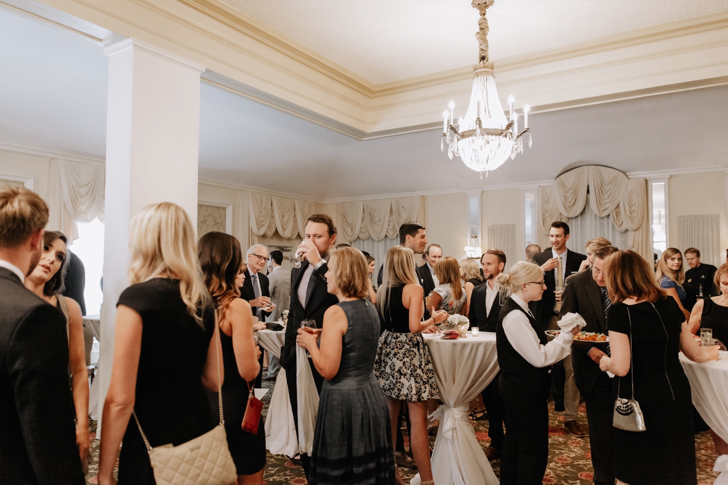 55-Lafayette-club-minnesota-wedding-reception-photography.jpg