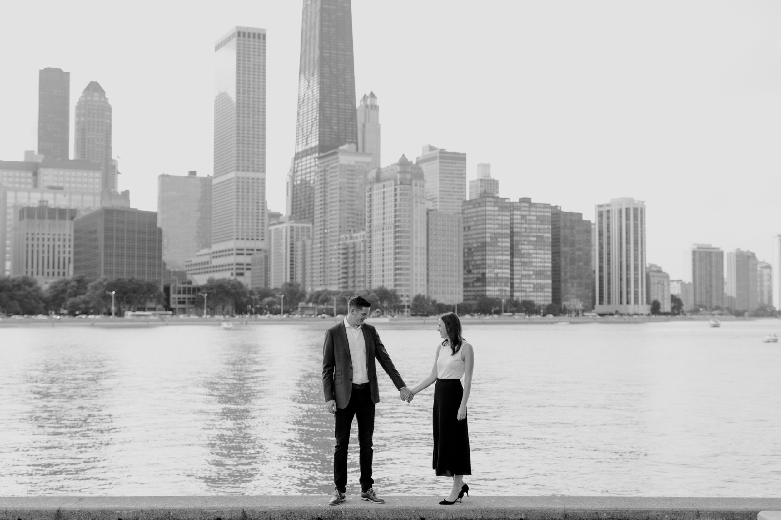 3_Downtown-Chicago-Engagement-Photos-at-Milton-Lee-Olive-Park.jpg
