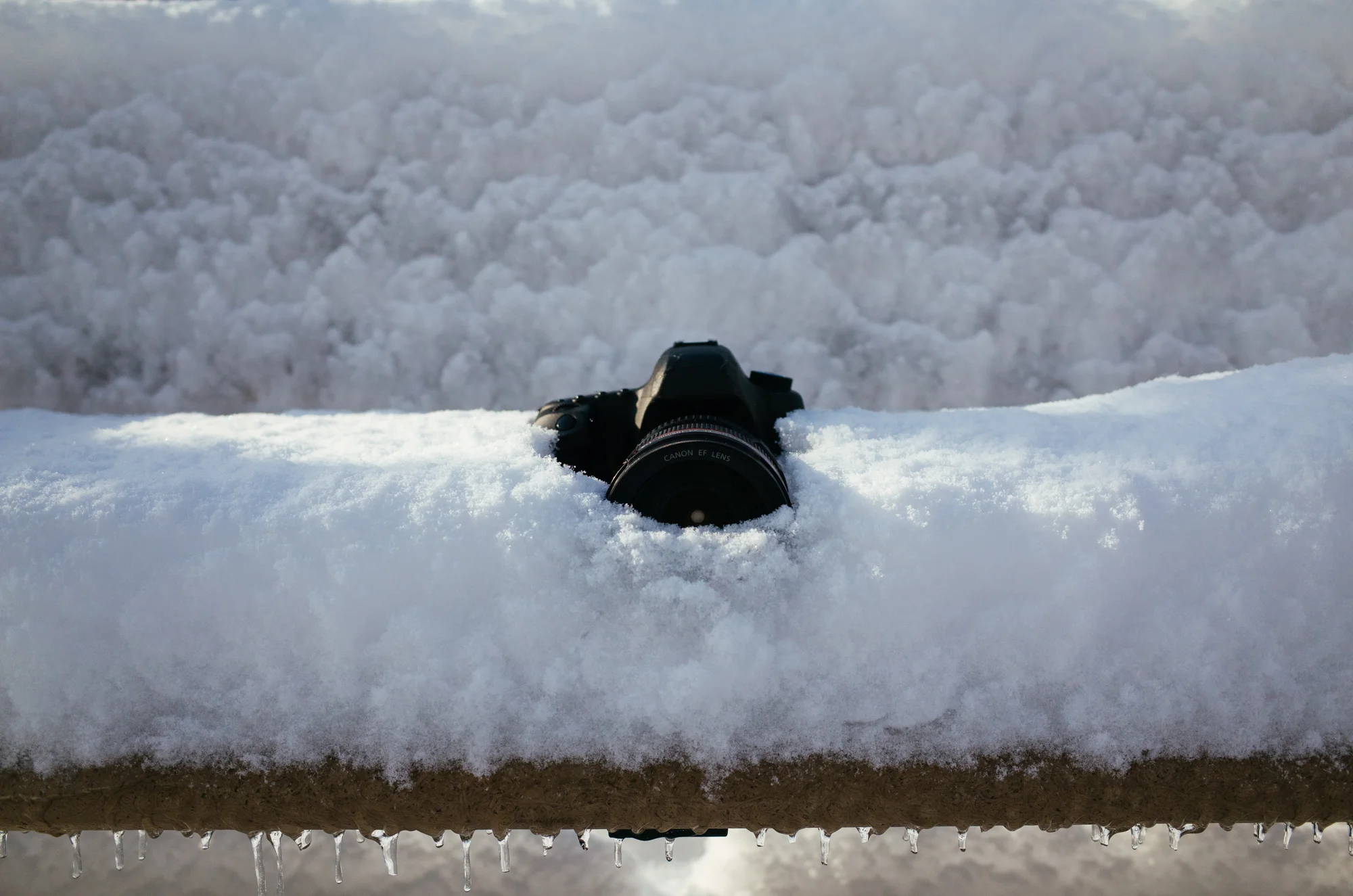 With all this snow, I had to take a silly photo - I'm not exactly an outdoorsy type of guy, so I might as well make the most of my camera's weather sealing.