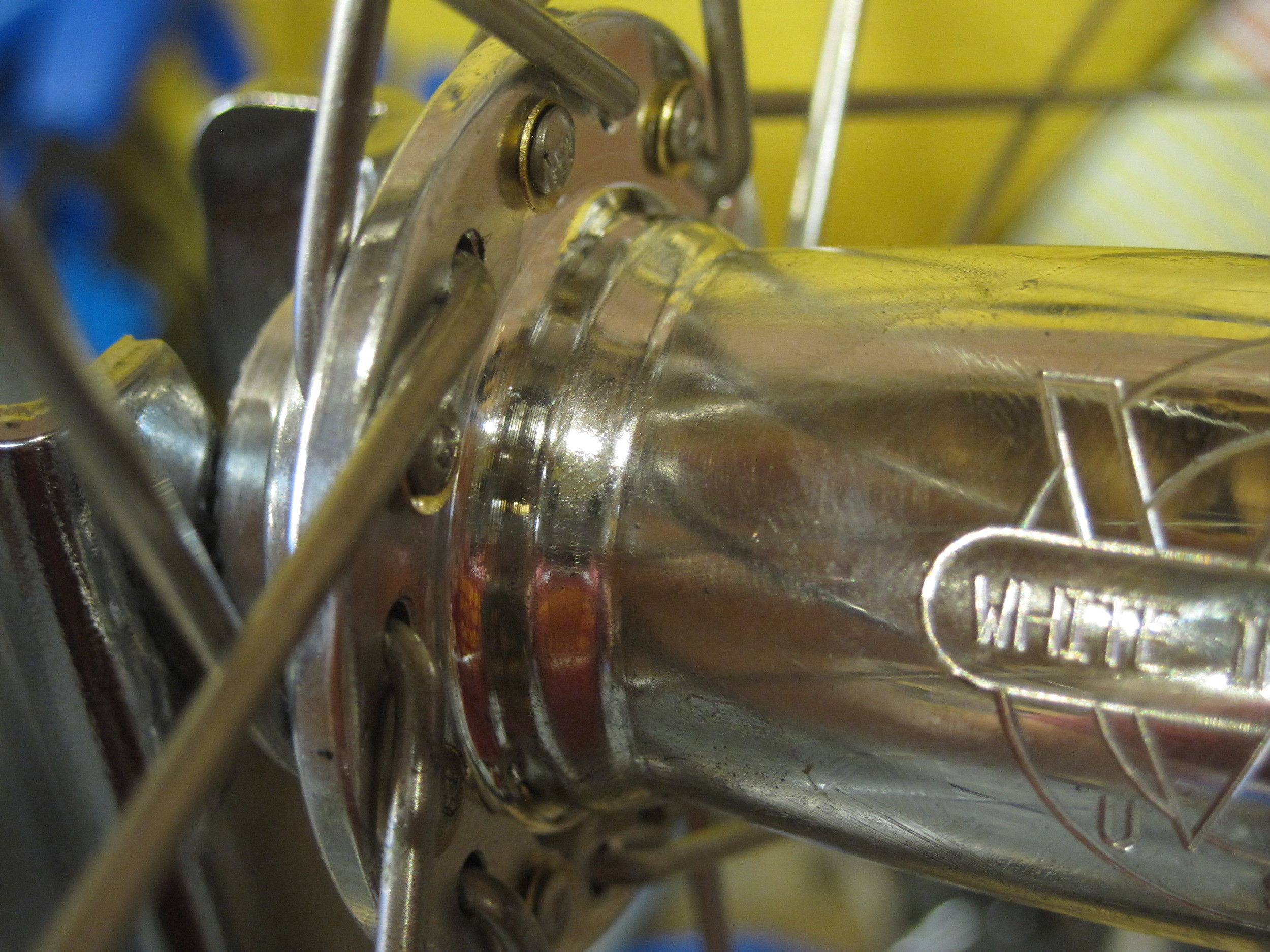 Notice the flat drilling for the spoke head.