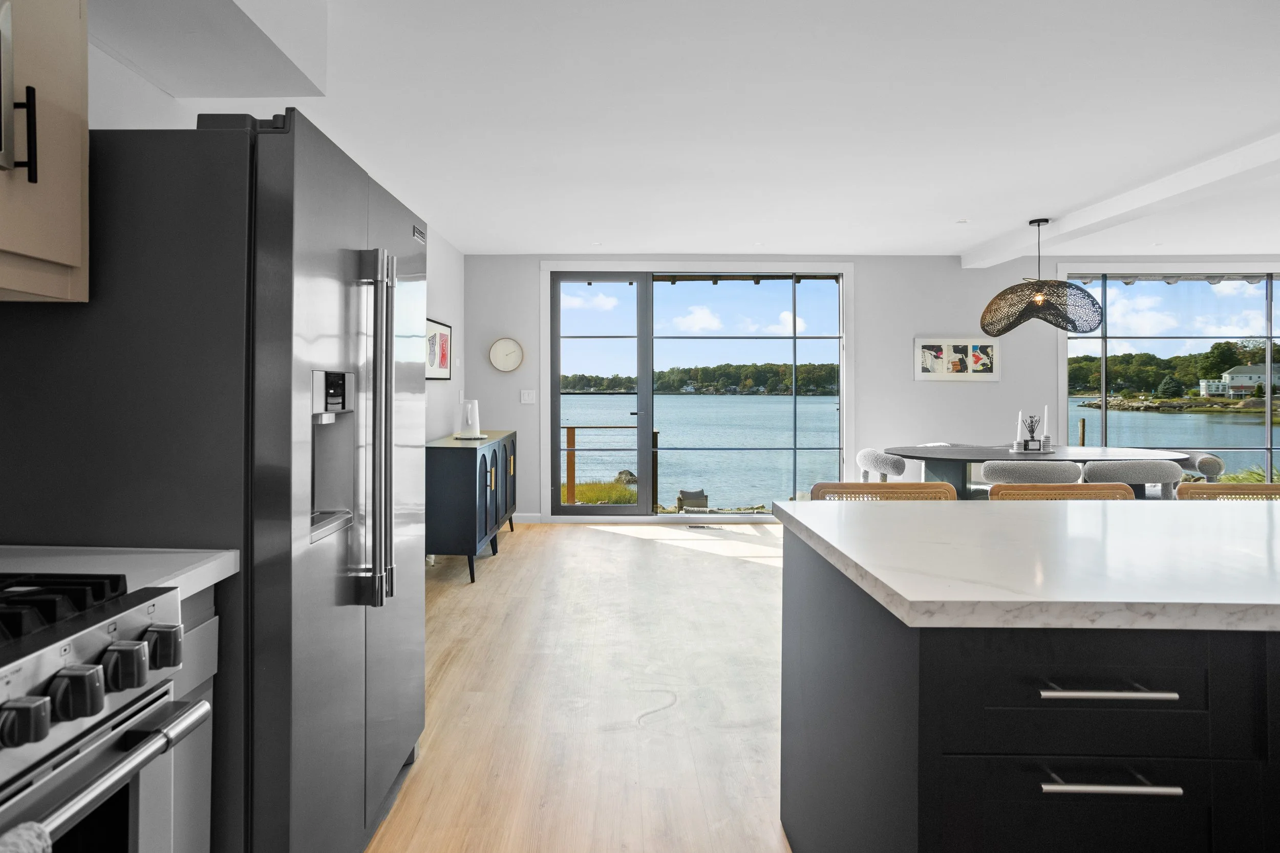 25 Waterside Drive - 35.jpg