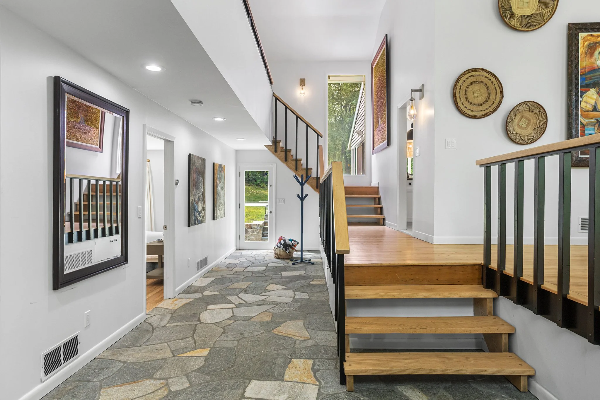 Jake Di Pieto Studios_-31.jpeg