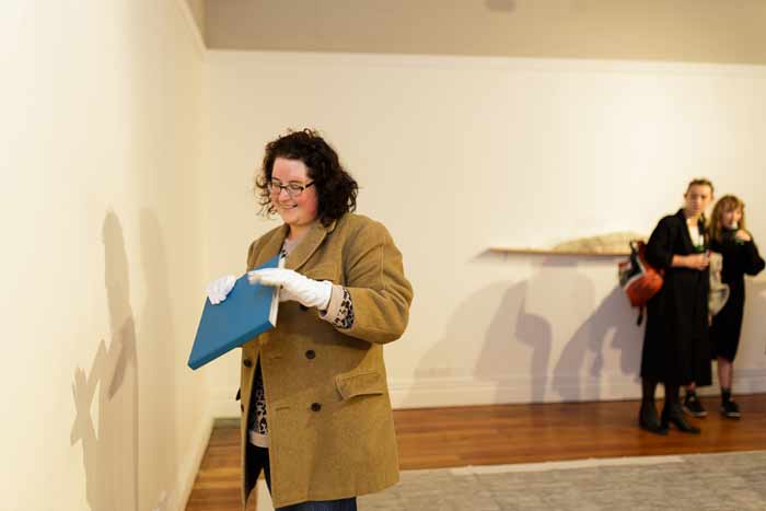 gabrielle_amodeo_enjoy_something_felt_something_shared_the_floor_we_walk_on_opening_1.jpg