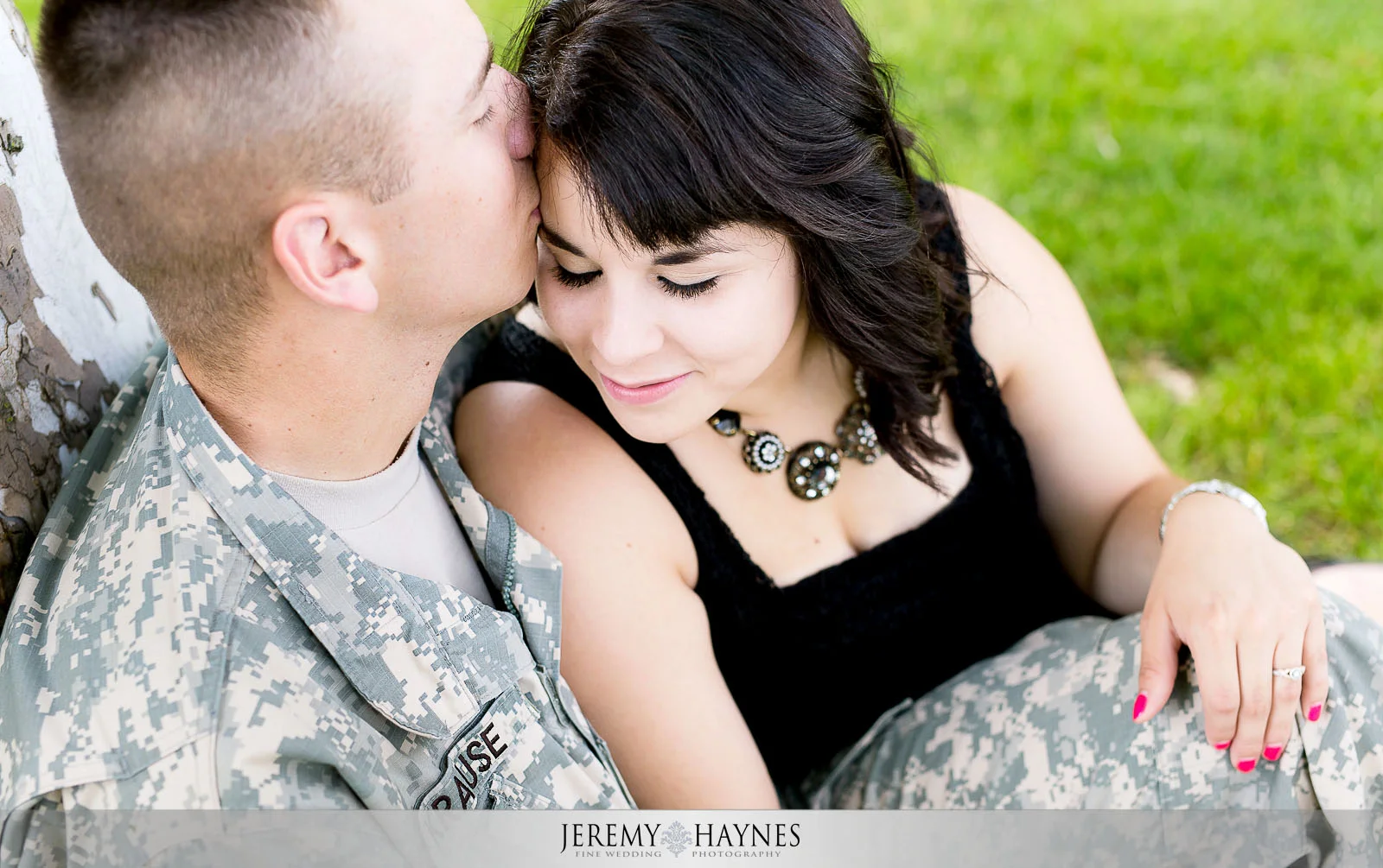 Emily + Chris Downtown Canal Indianapolis, IN Engagement Pictures 12.jpg