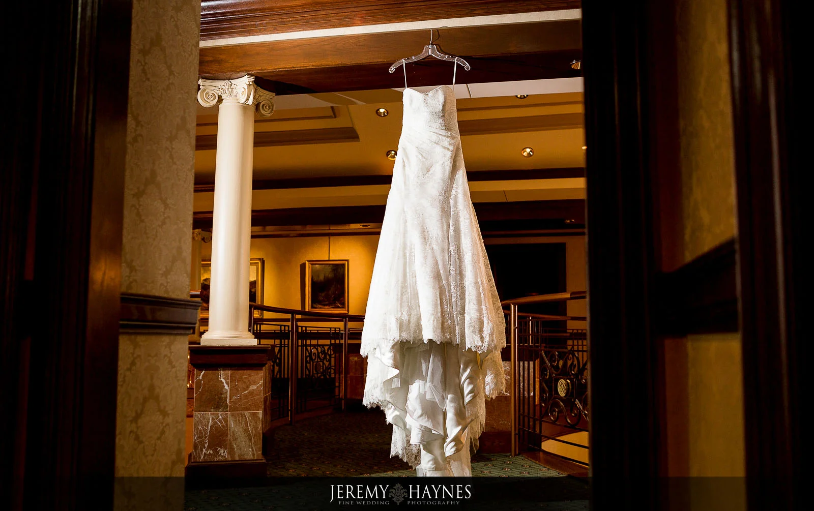02-Community-Life-Center-Indianapolis-Wedding-Photographer.jpg