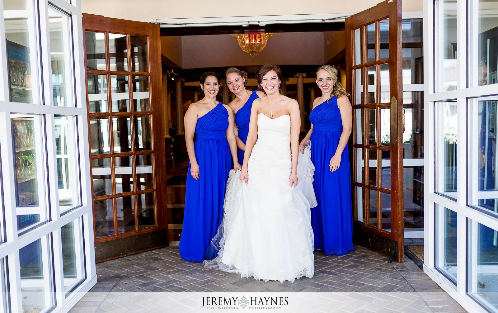 17-Community-Life-Center-Indianapolis-Wedding-Photography.jpg