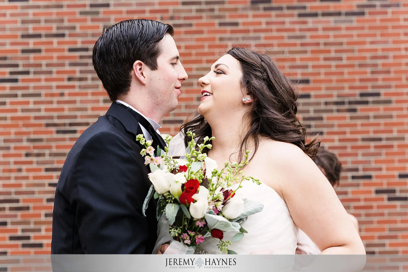 15-downtown-indianapolis-wedding-photography.jpg