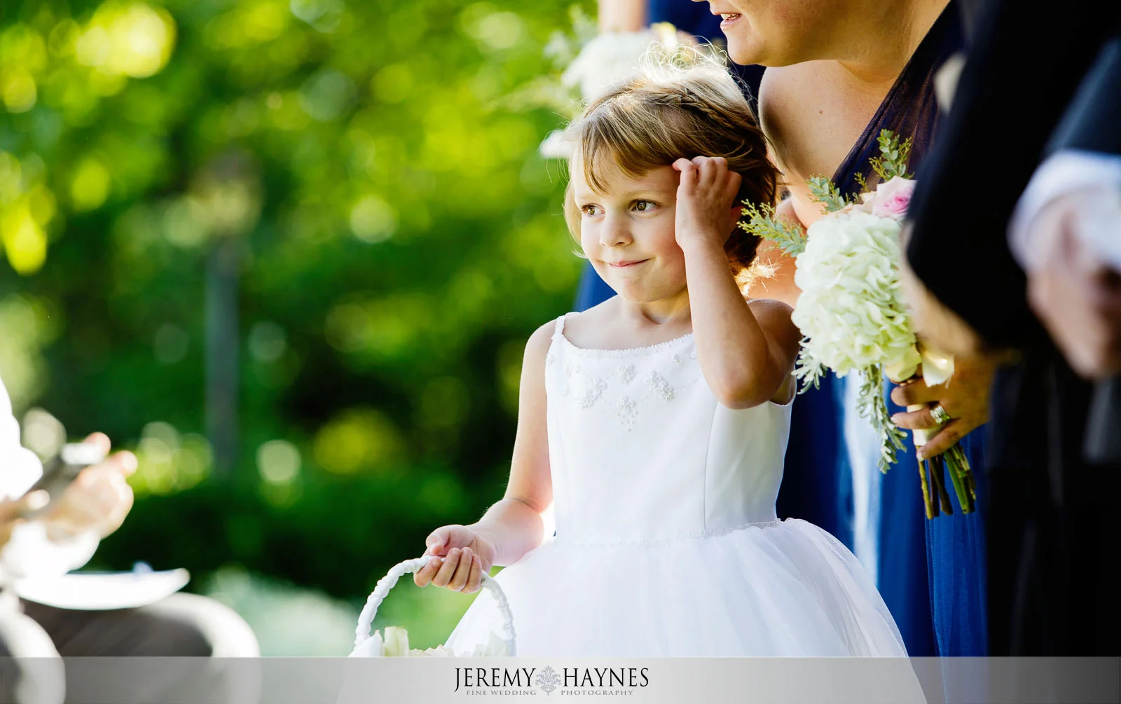 natural-indianapolis-wedding-photographers-avon-gardens.jpg