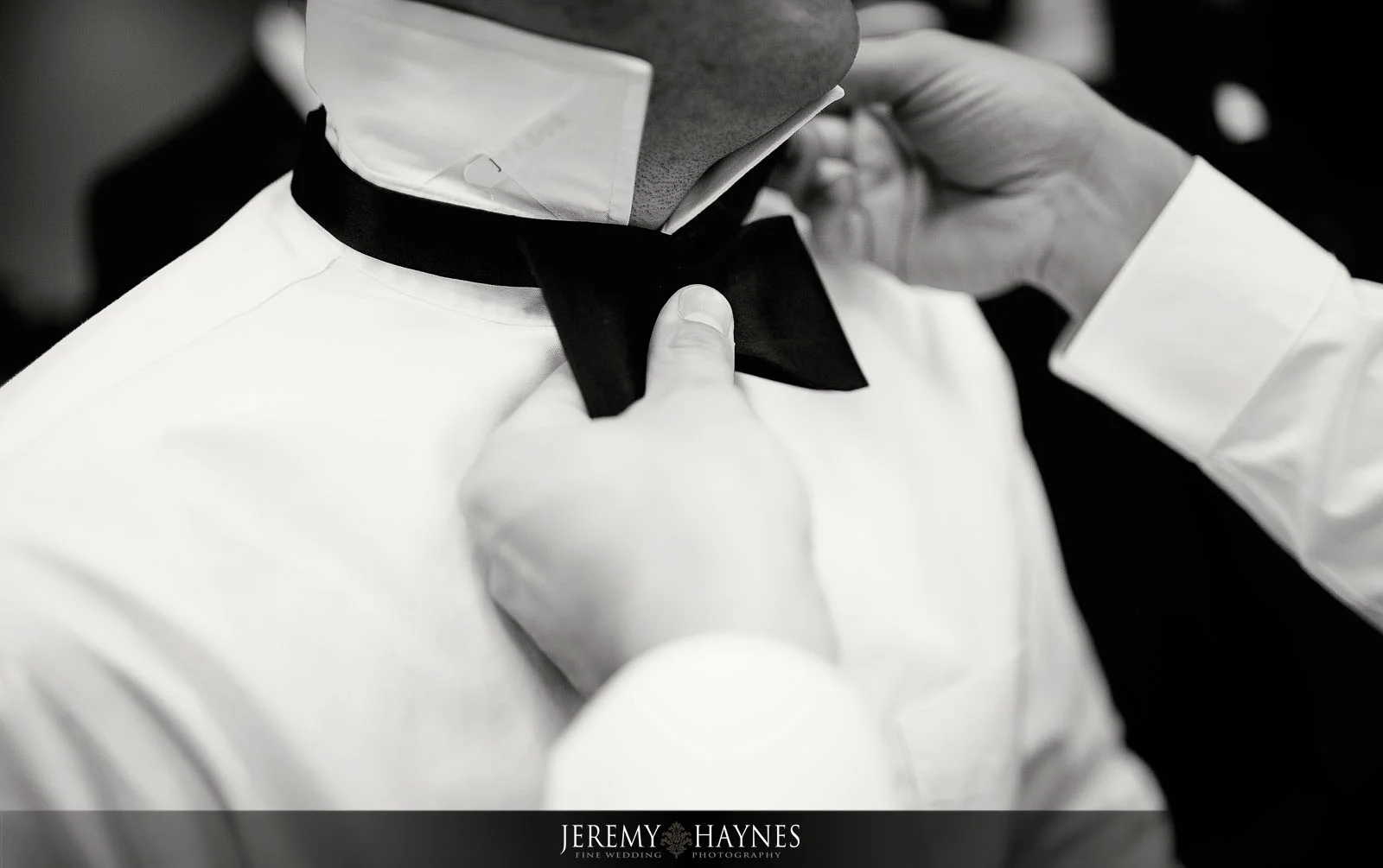 timeless-groom-getting-ready-pics-carmel-renaissance-hotel