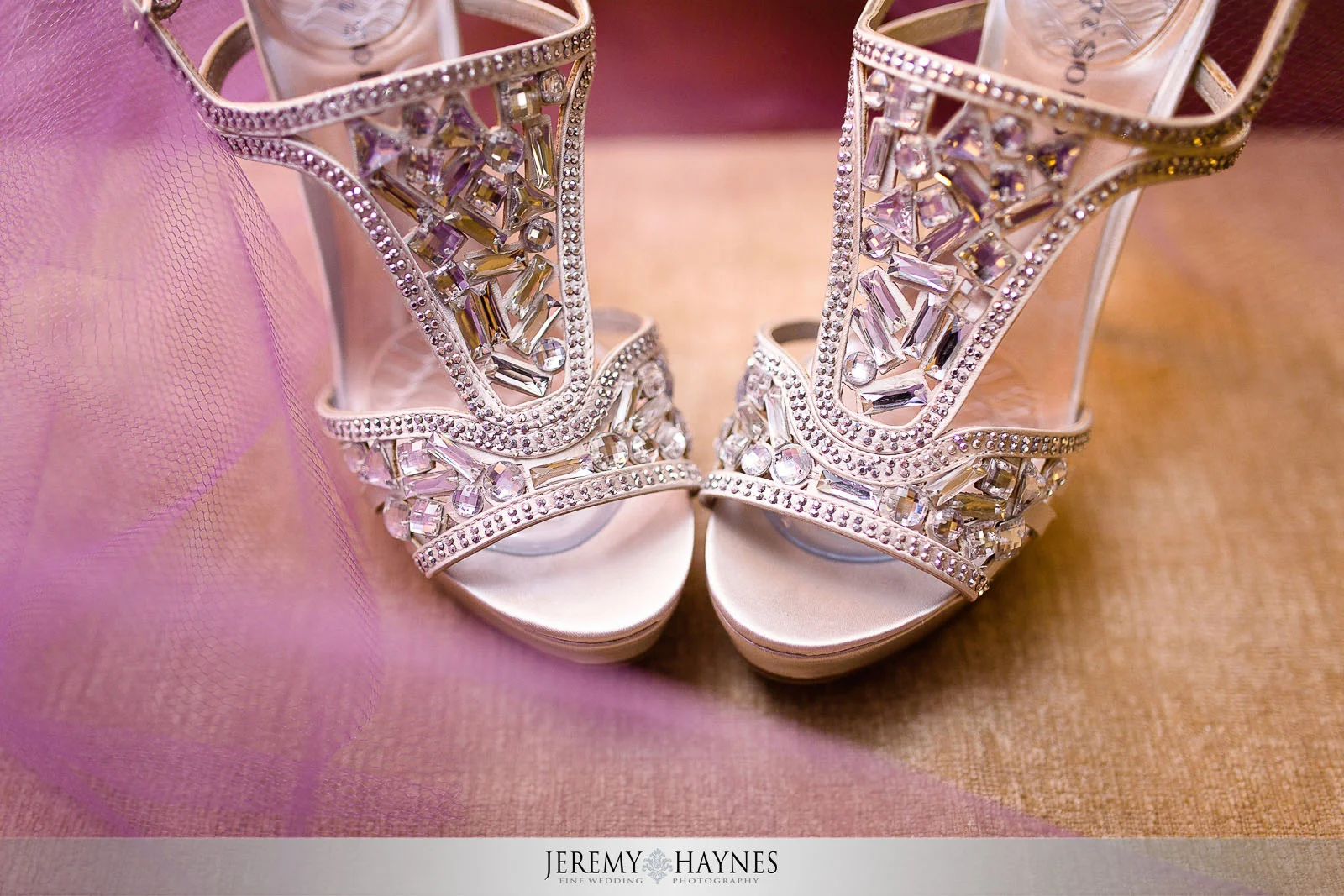 avon-wedding-details-bride-shoes