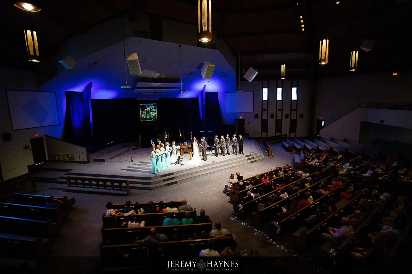 stunning-wedding-ceremony-anderson