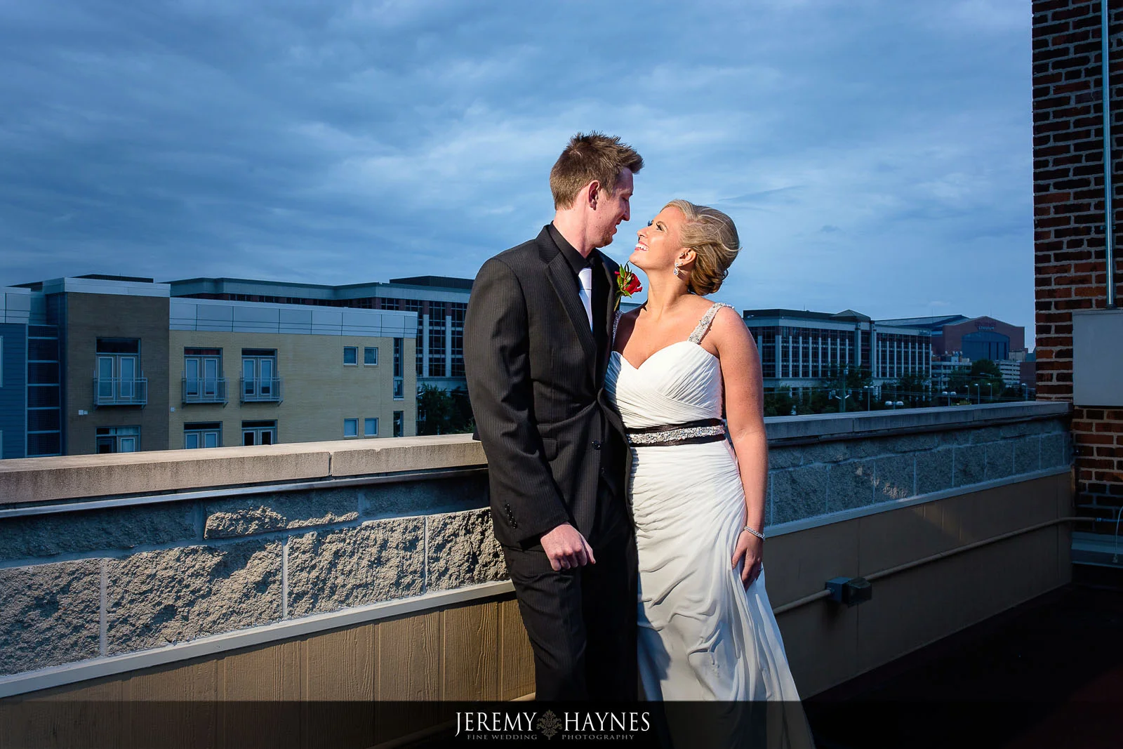 outside-mavris-wedding-photos