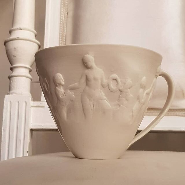 #ancientart #porcelain #cup #lifestyle #kitchendesign #coffecup #teacup #bigcup #handmade #clay #ceramics #studiopottery #greekmythology mythologie