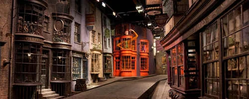 @Warner Bros. Studio, Beco Diagonal.