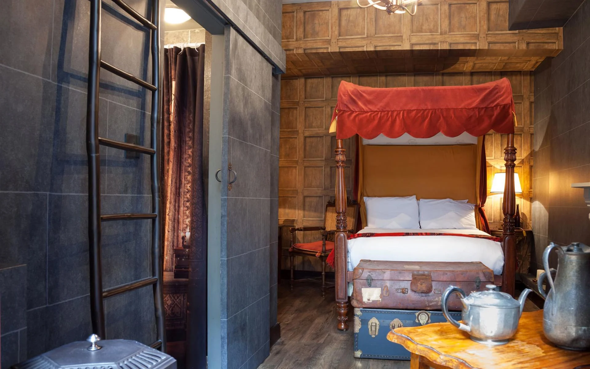 harry-potter-hotel.jpg