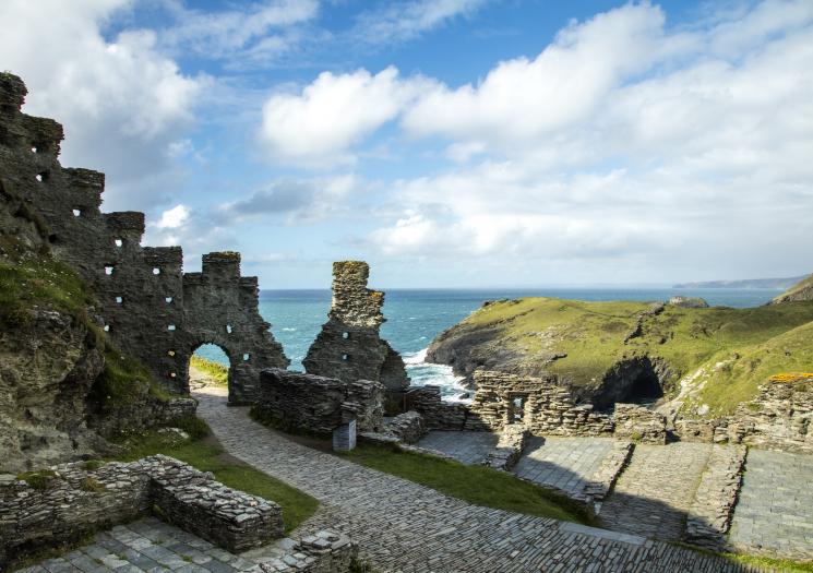 tintagel-inglaterra.jpg