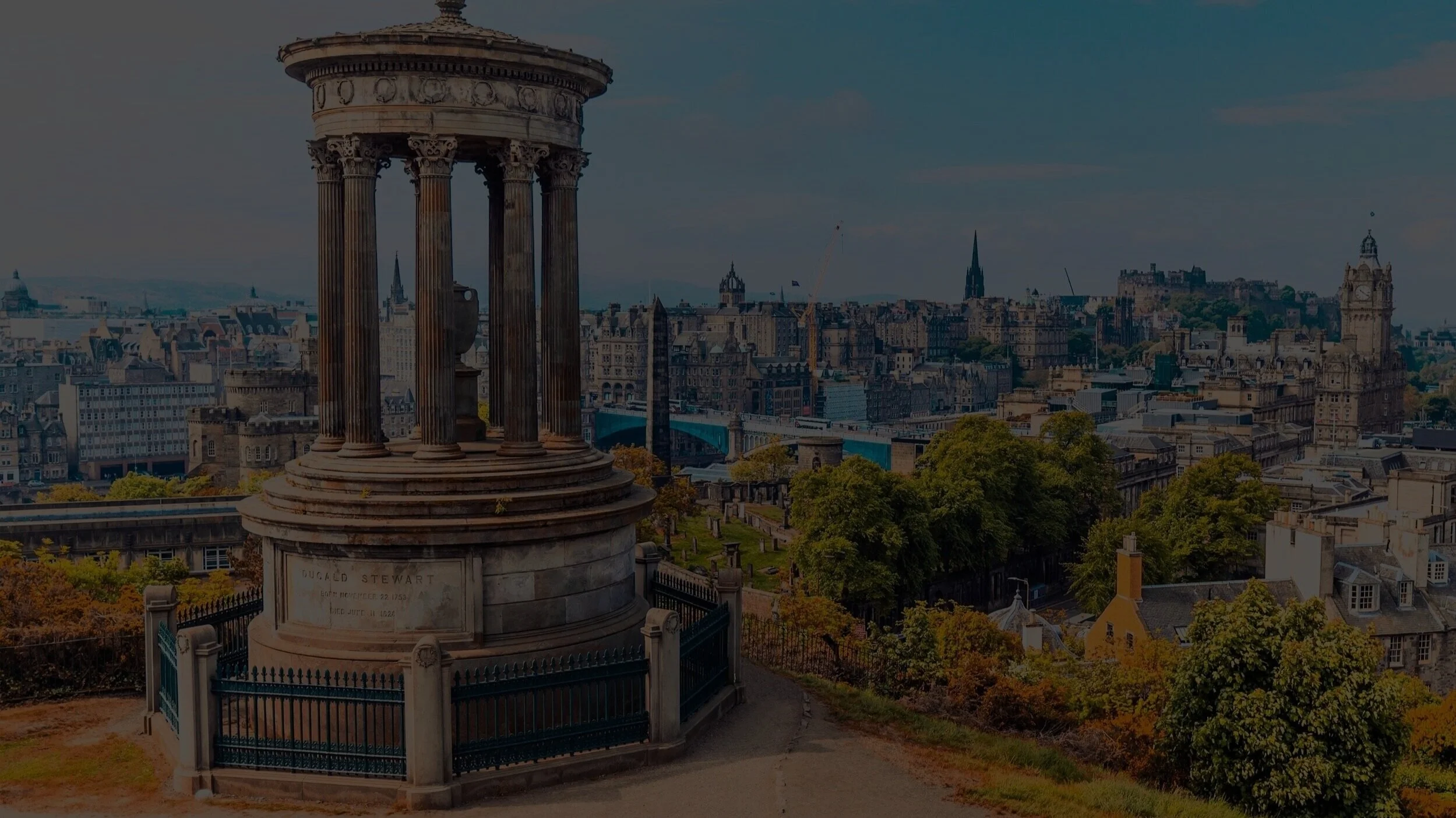 Vista de Edimburgo, na Escócia, a partir de Calton Hill