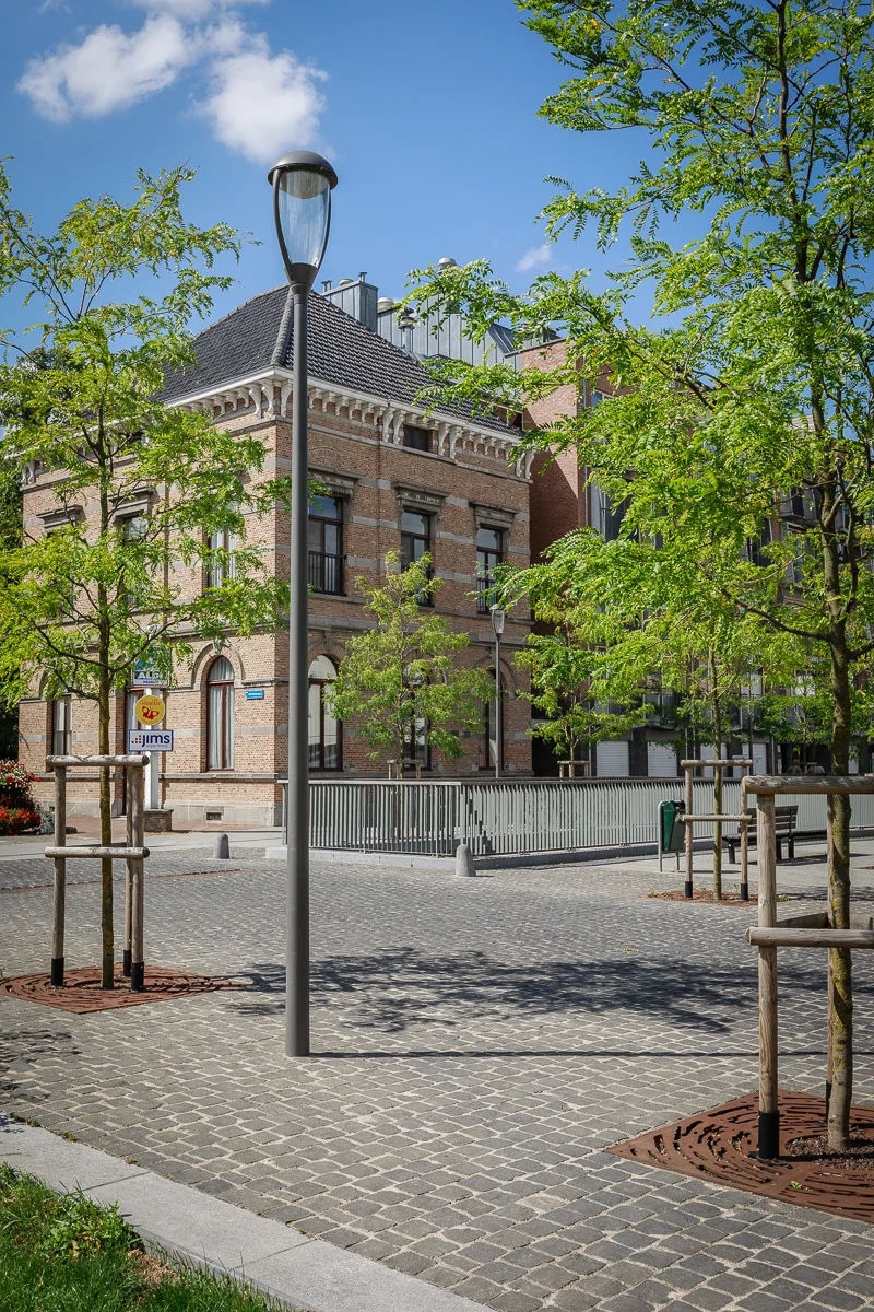 Fotografie van openbare ruimte, straten pleinen en verkeer : kapucijnenvoer leuven