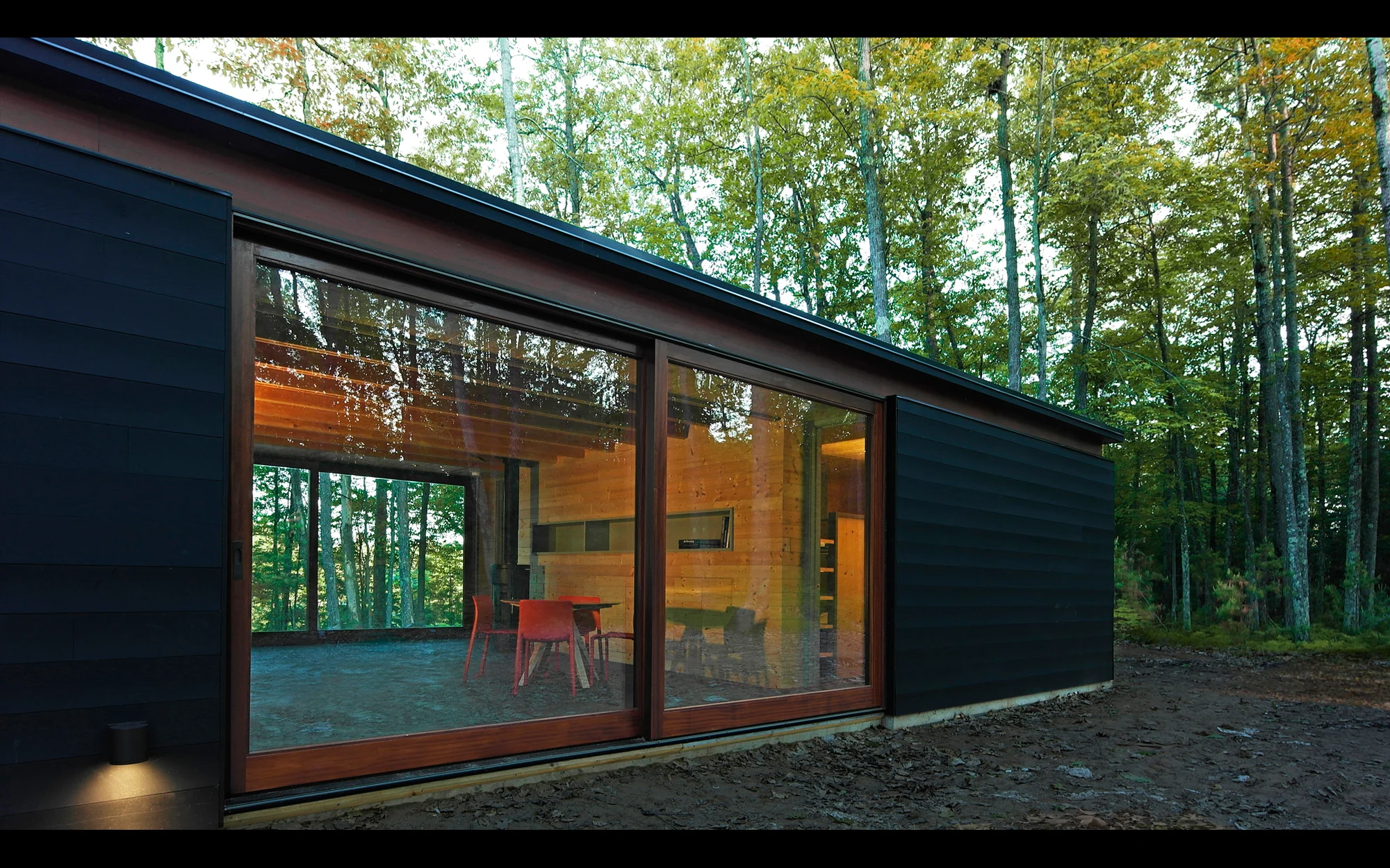 Linear Cabin_008.jpg