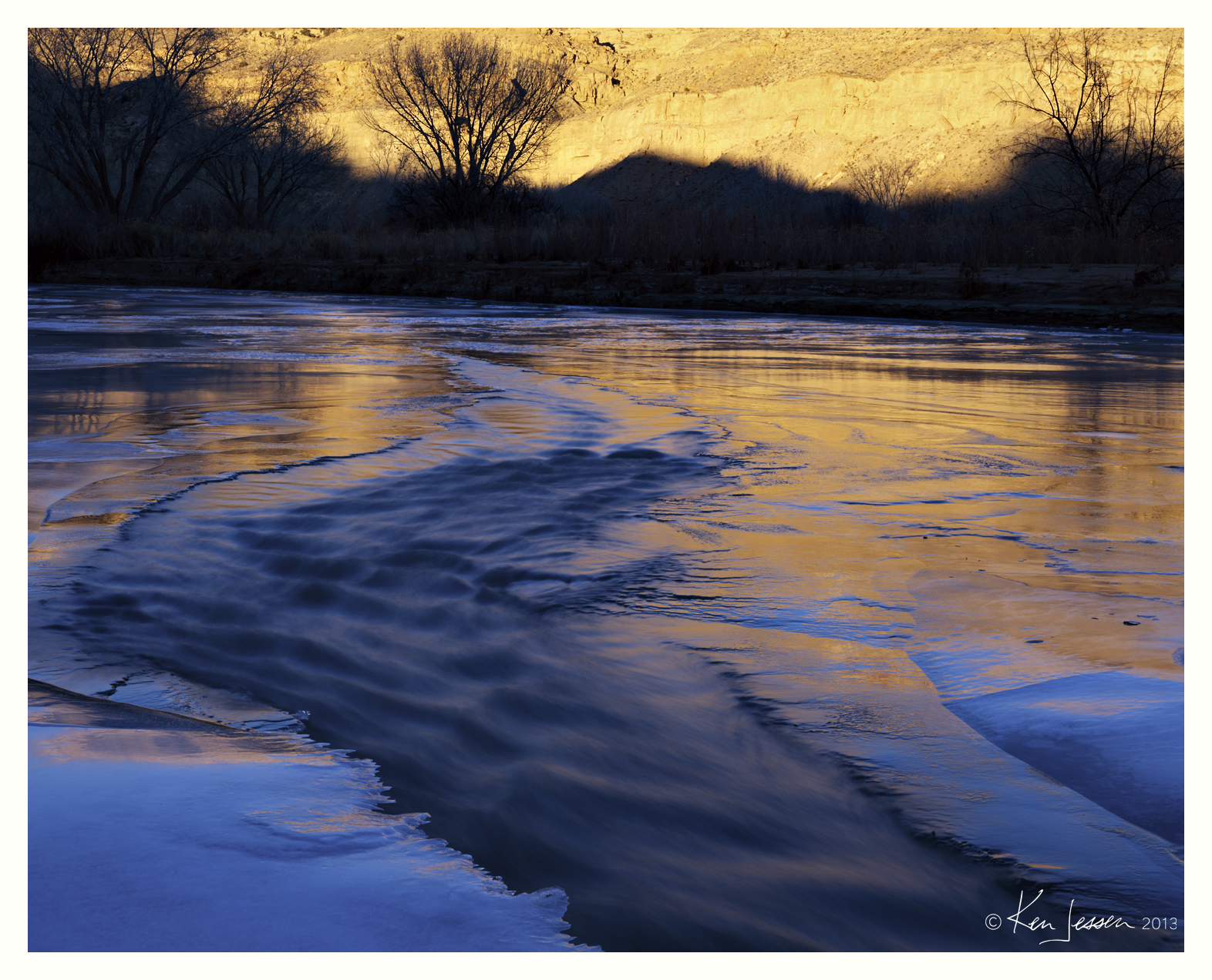 Frozen River, Gold Light