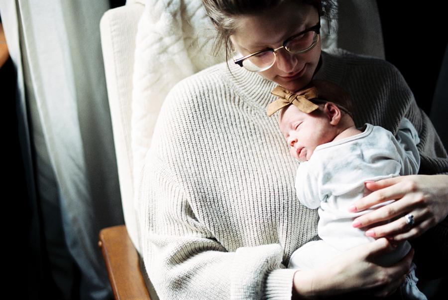 Dayton_Cincinnati_Modern_Film_Fine_Art_Family_Photographer16.png