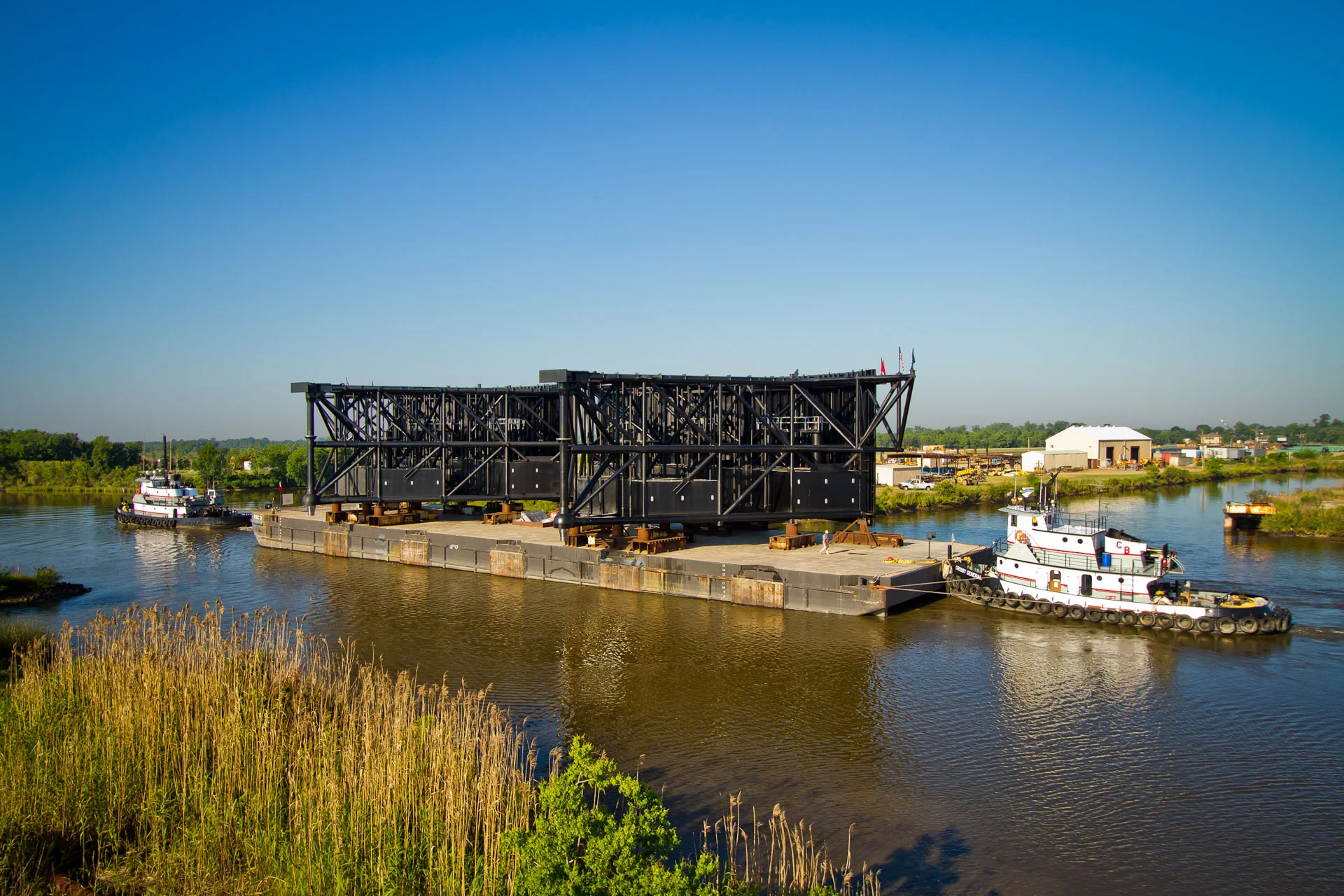 IHNC_SectorGates_110506_026w.jpg