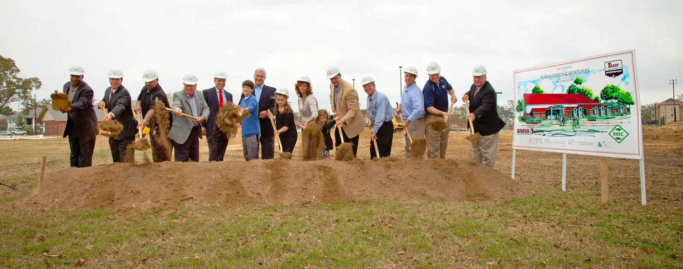 BRBVA_Groundbreaking_11212011_038_Groupw.jpg