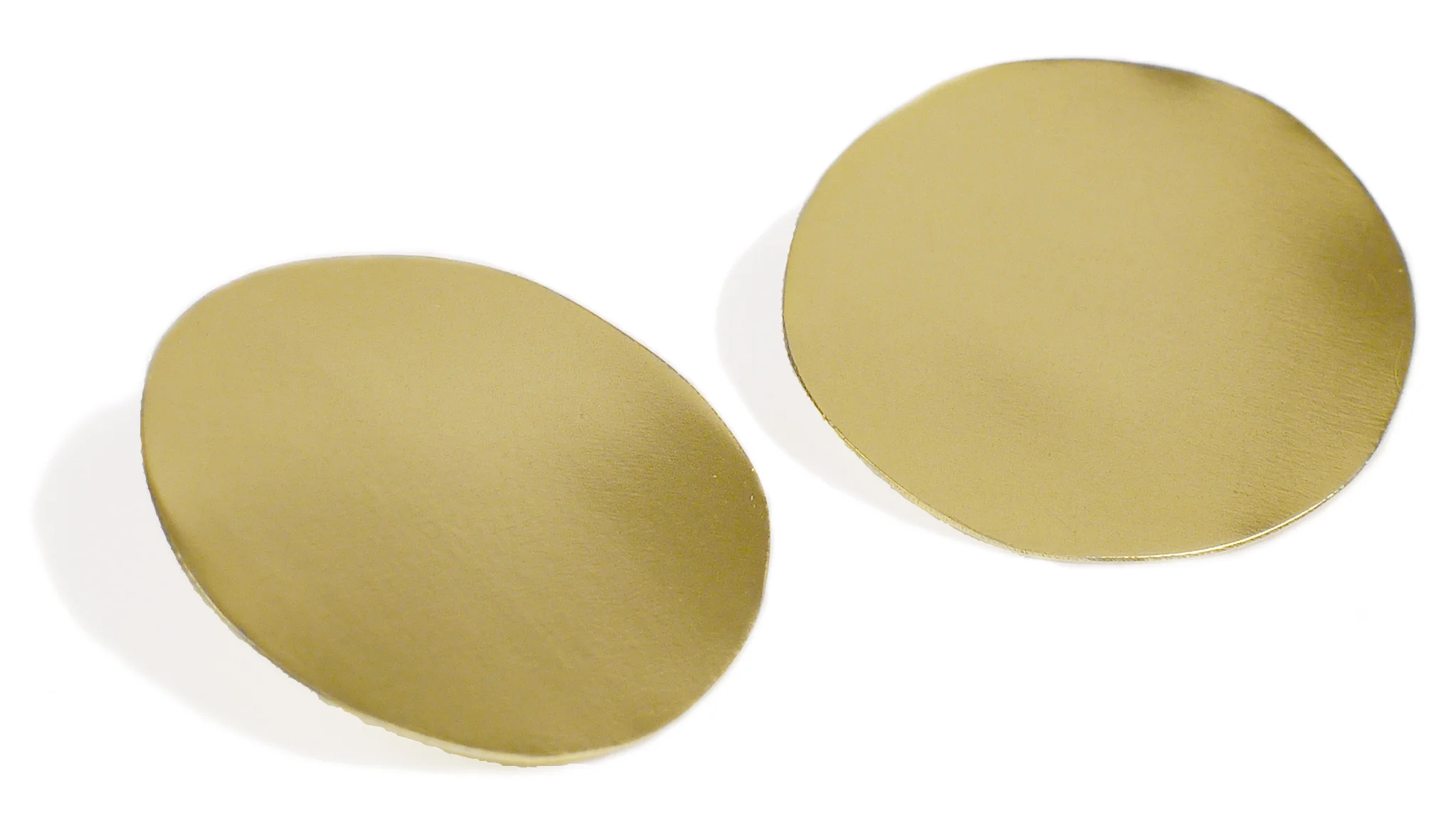 circle studs.jpg