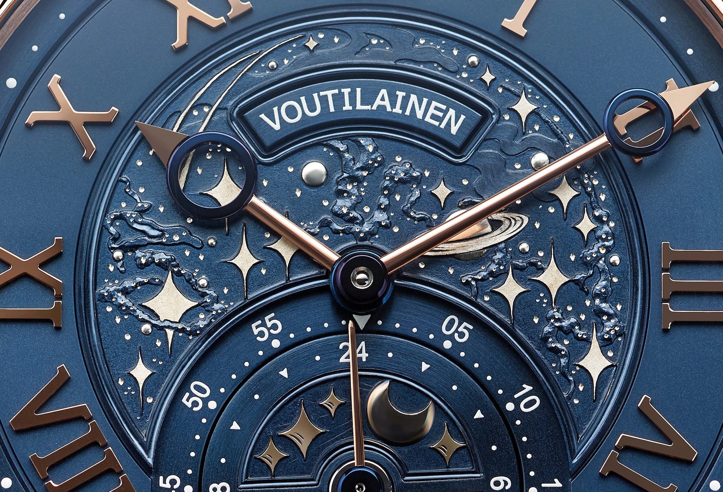 Kari_Main-dial-close-up.jpg