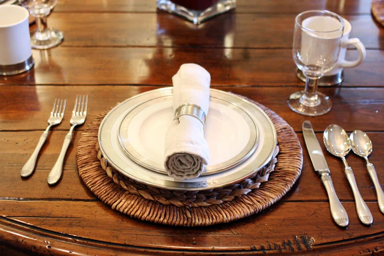 Match Pewter Convivio setting