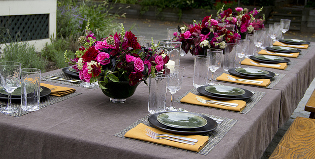 Weekly Table Setting: Welcome to the Neighborhood