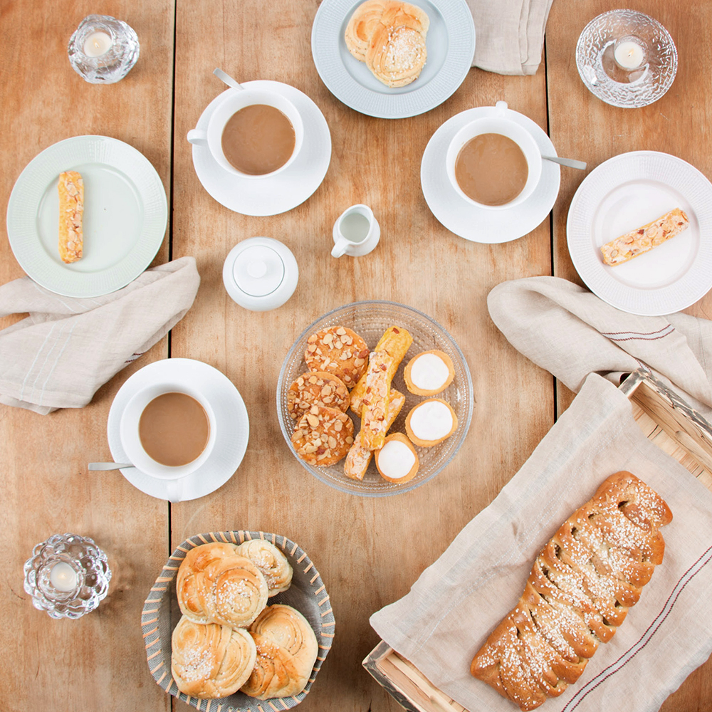   Alessi Peneira Basket Small ,  Pillivuyt Mehun Milk Jug ,  Pillivuyt Sancerre Covered Sugar Bowl ,  Spencer Peterman Tray in Spalted Maple ,  iittala Kastehelmi Dewdrop Dinner Plate ,Rorstrand Swedish Grace Tea Cup in Snow, Rorstrand Swedish Grace 