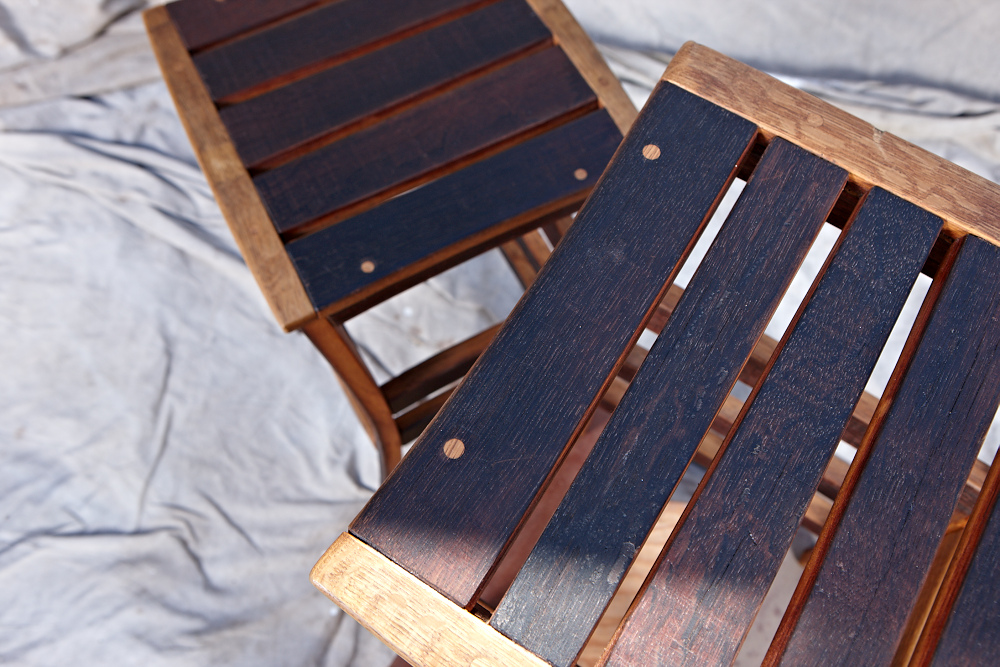 MZ3D wine barrel bar stool
