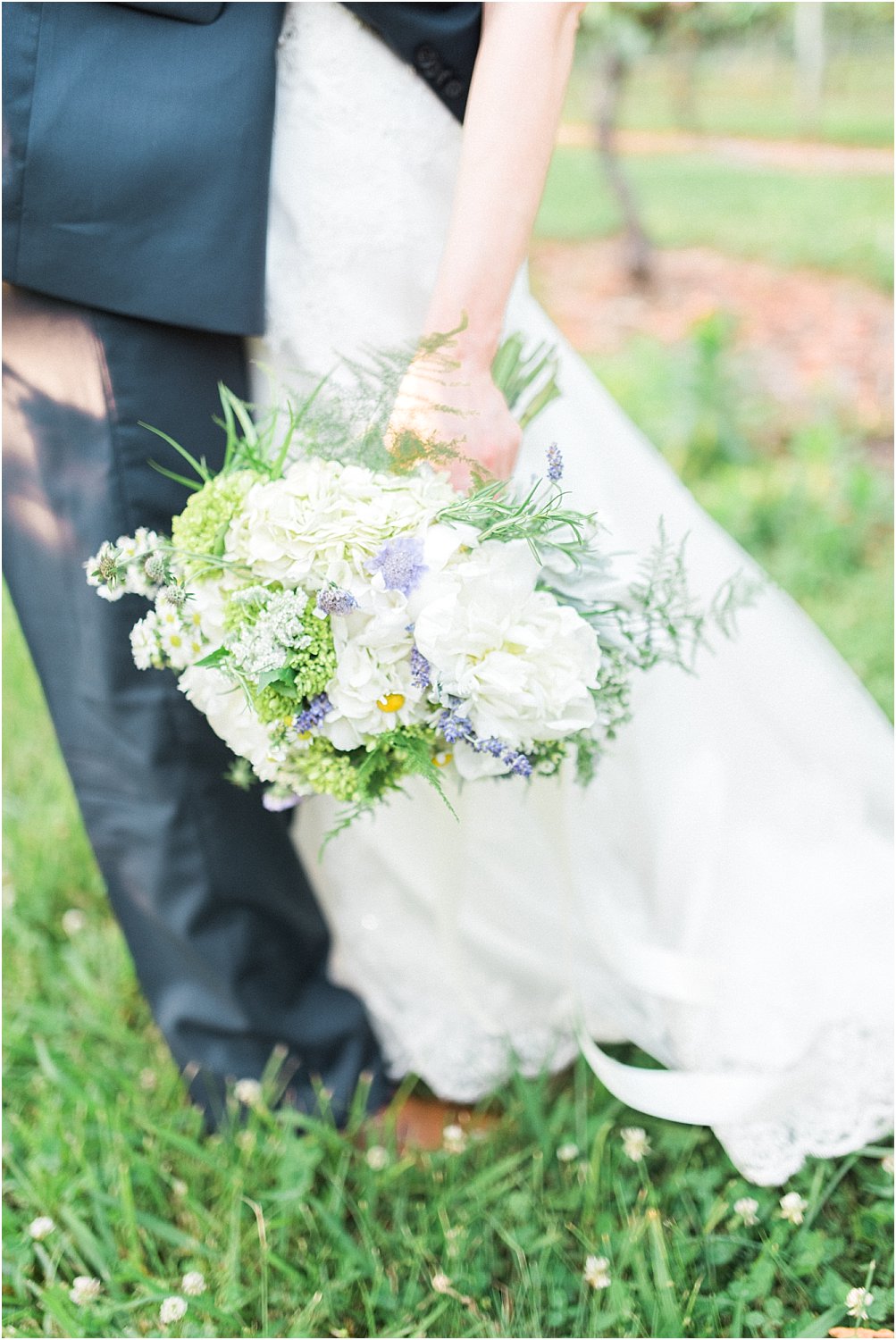 outdoor-vineyard-wedding-tennessee-Spout Spring Estates Vineyard | Tabitha + John