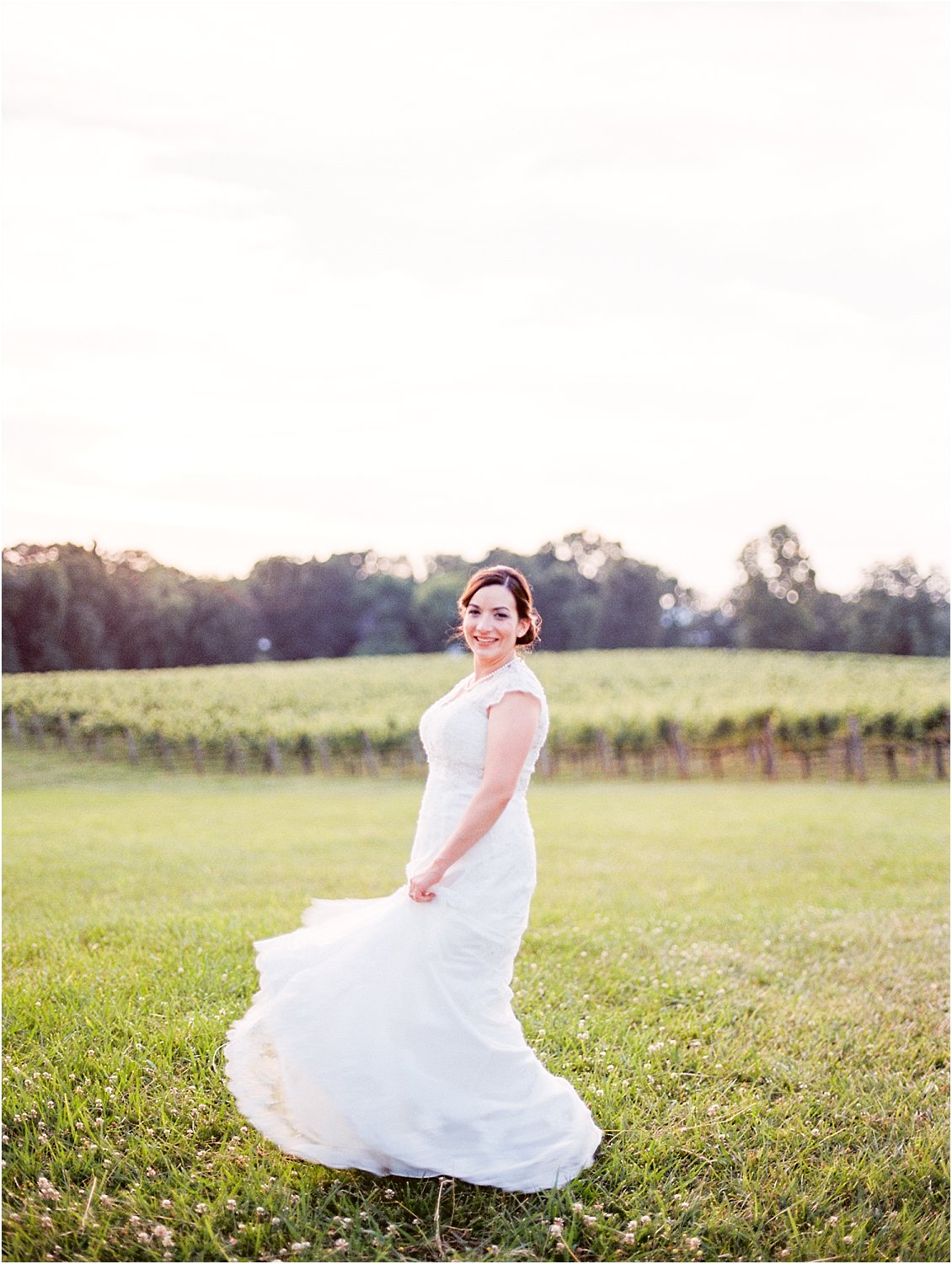 outdoor-vineyard-wedding-tennessee-Spout Spring Estates Vineyard | Tabitha + John