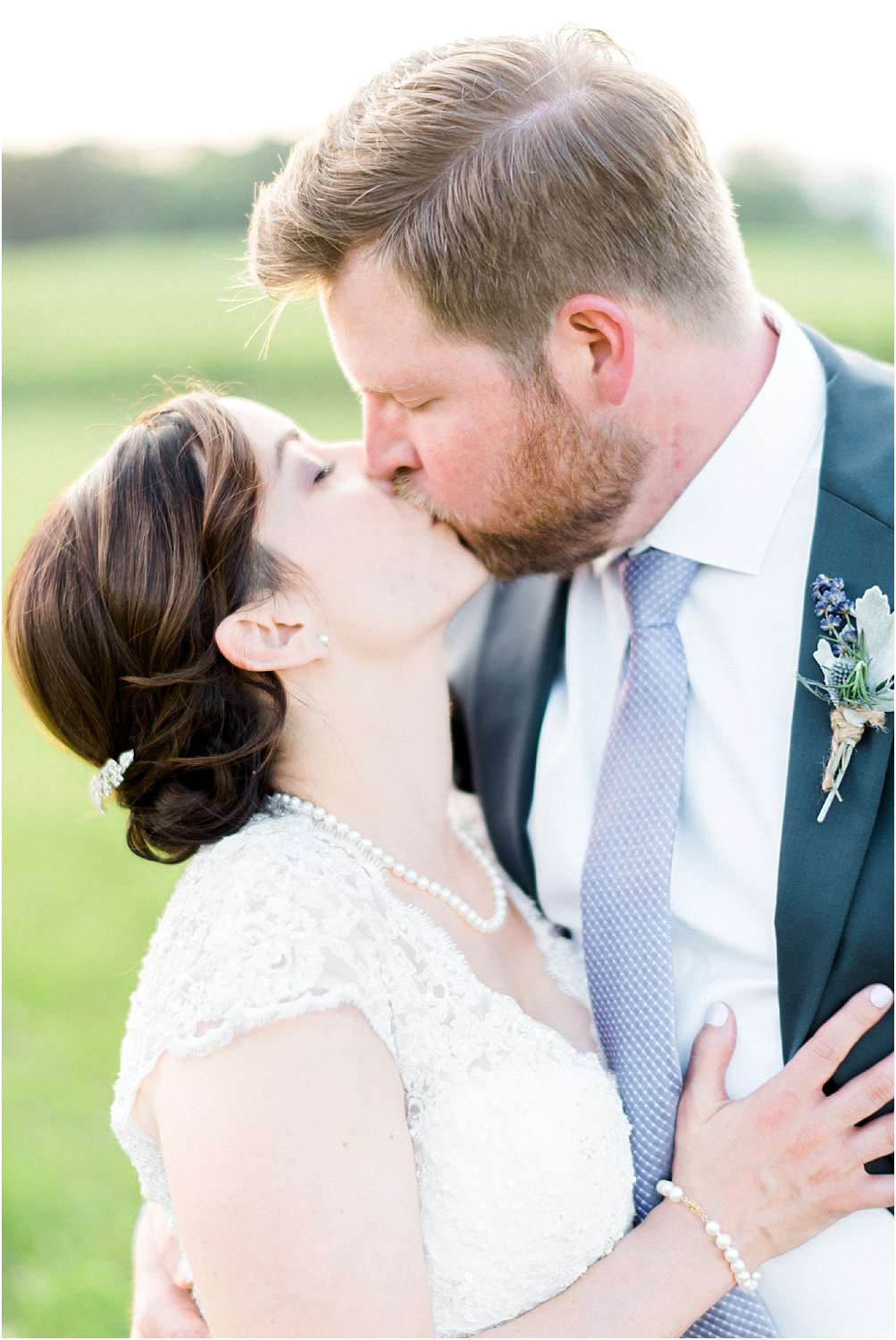 outdoor-vineyard-wedding-tennessee-Spout Spring Estates Vineyard | Tabitha + John