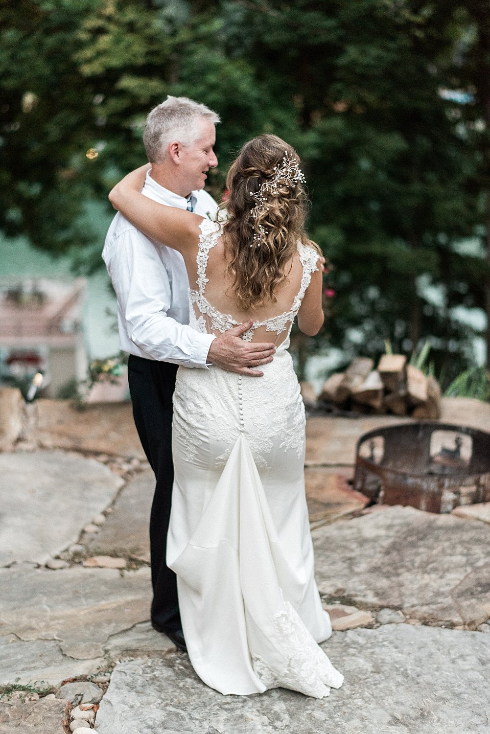 romantic-lakeside-wedding-Norris Lake Tennessee | Amber + Nathan - Knoxville Wedding Photographer