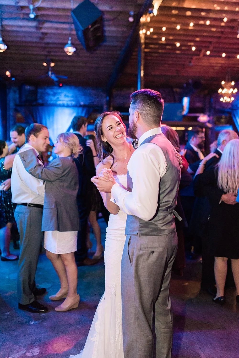 Relix Variety Theatre Wedding | Knoxville Wedding | Knoxville Wedding Photographer