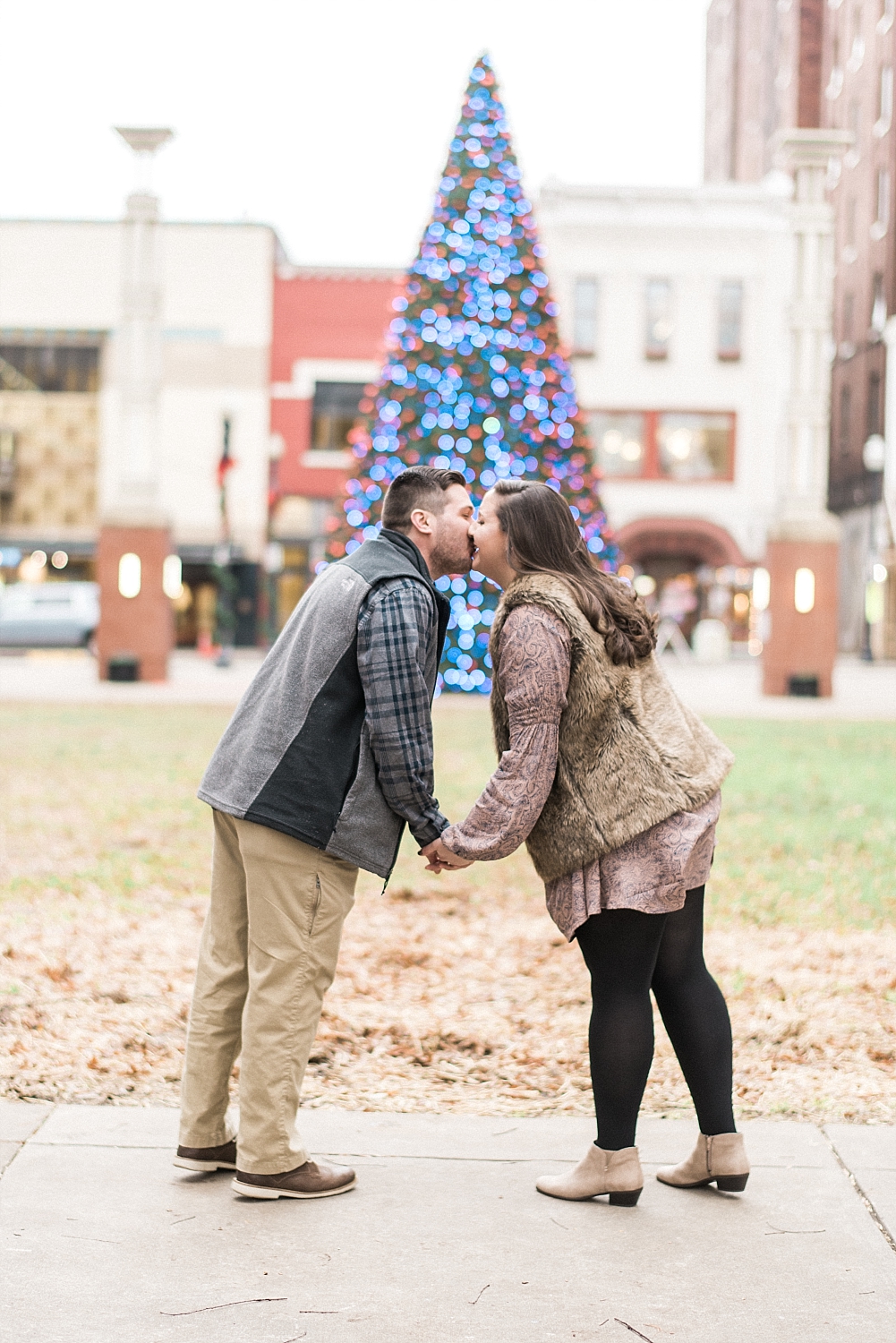 Top places to do engagements in downtown Knoxville | Juicebeats Photography | Knoxville Wedding Photographer